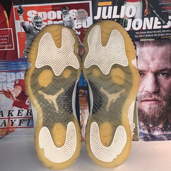 Air Jordan 11 Retro Low ‘RE2PECT’ size 10.5 - Picture 6 of 6